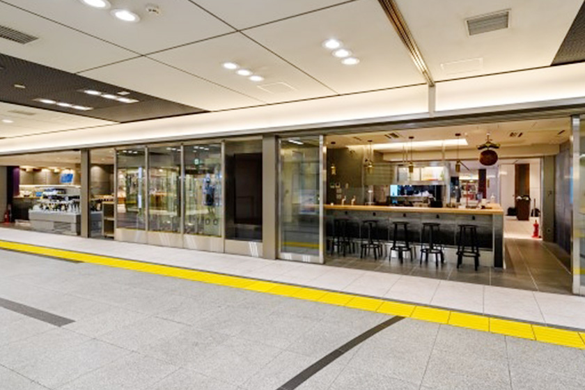ひとり飲み も 昼飲み も 東京駅で楽しむお酒時間 東京駅 構内のショップ レストラン グランスタ 公式 Tokyoinfo ひとり飲み も 昼飲み も 東京駅で楽しむお酒時間 東京駅 構内のショップ レストラン グランスタ 公式 Tokyoinfo