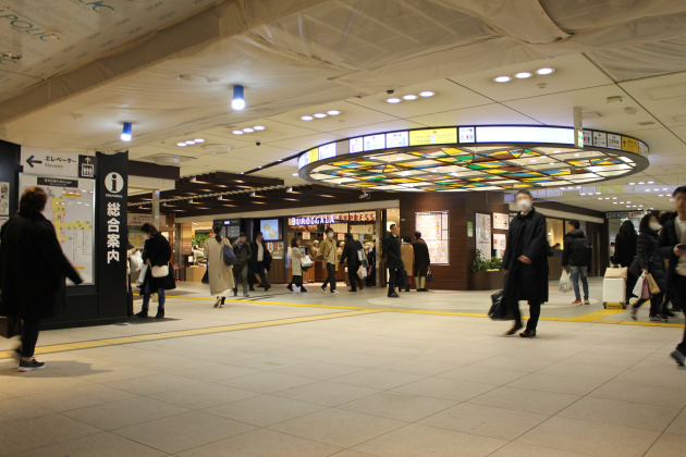 新幹線のりかえ口からグランスタへの行き方を写真付きで解説 東京駅 構内のショップ レストラン グランスタ 公式 Tokyoinfo