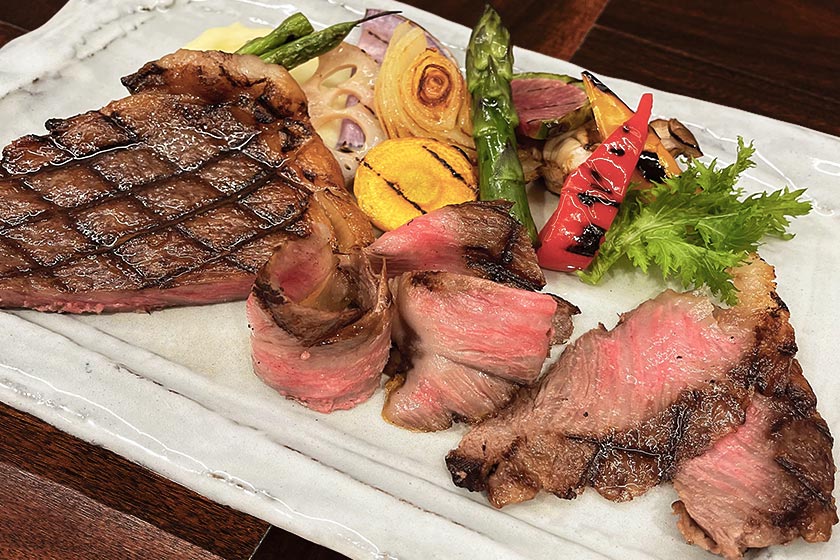 東京駅で 肉 を味わう 絶品 肉グルメ 特集 東京駅 構内のショップ レストラン グランスタ 公式 Tokyoinfo