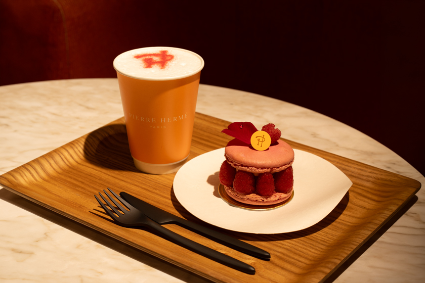 グランスタ_夜カフェ_ピエール_エルメ_パリ